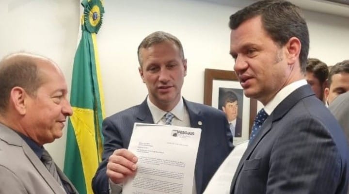 No momento, você está visualizando Na luta pelo Porte de Arma, Fesojus-BR se reúne com o ministro da Justiça