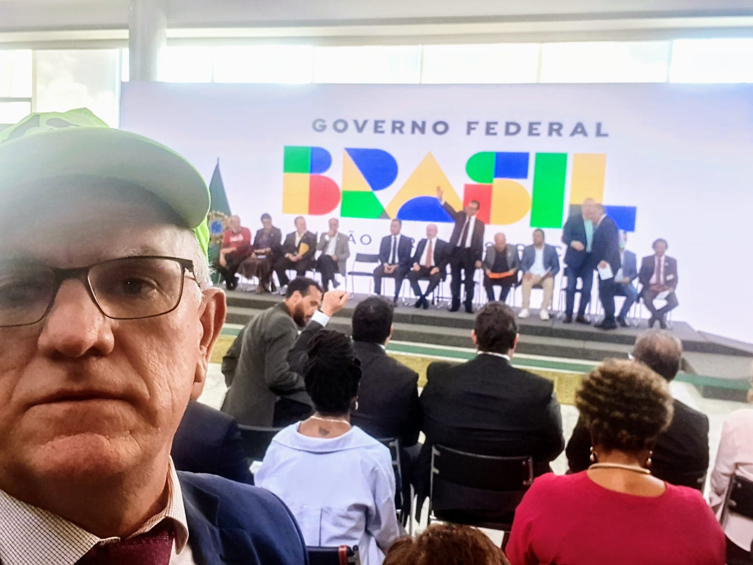 Leia mais sobre o artigo DIRETO DE BRASíLIA: categoria dos Oficiais de Justiça participa de movimento de reorganização sindical do país